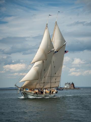 Schooner Heritage sails home to first in great schooner race