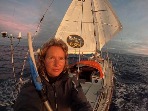 Solo sailor Kirsten Neuschafer to give talk about her record-setting global race win